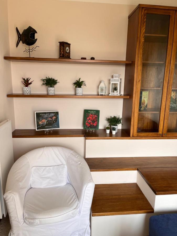 Appartamento in villa storica vista lago e piscina Lesa Esterno foto