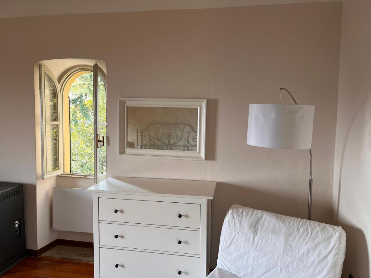 Appartamento in villa storica vista lago e piscina Lesa Esterno foto